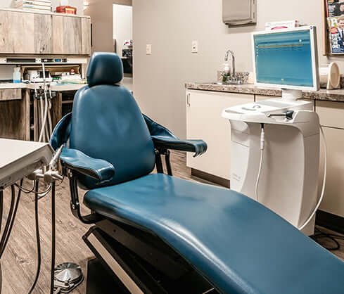 bolt family dental exam room